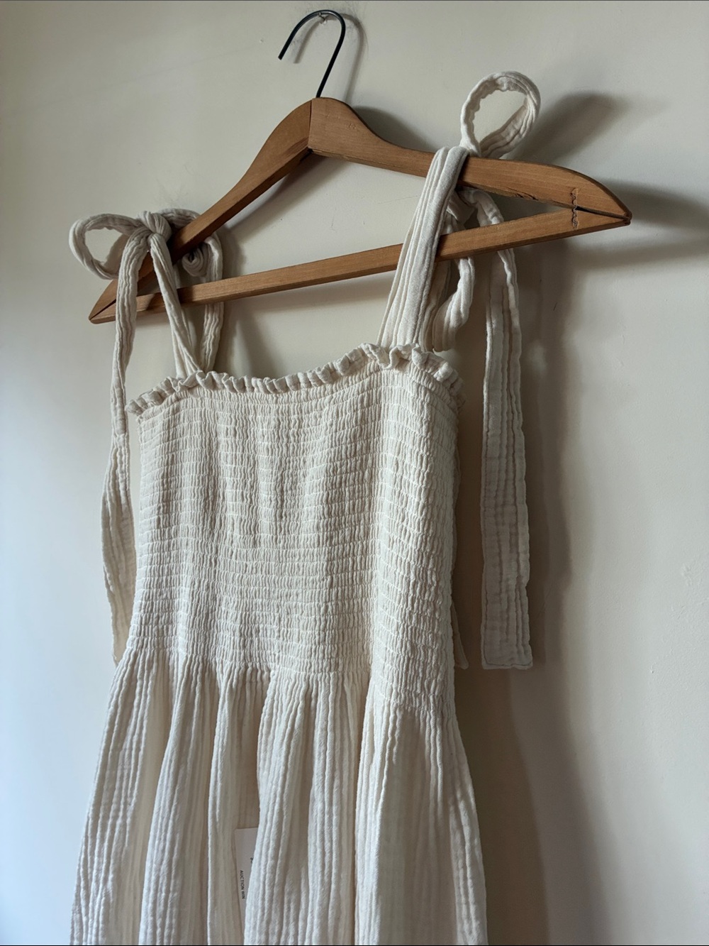 NOTHING FITS BUT Momoka Maternity gauze cotton smocked Eggshell tie midi maxi - Picture 8 of 9